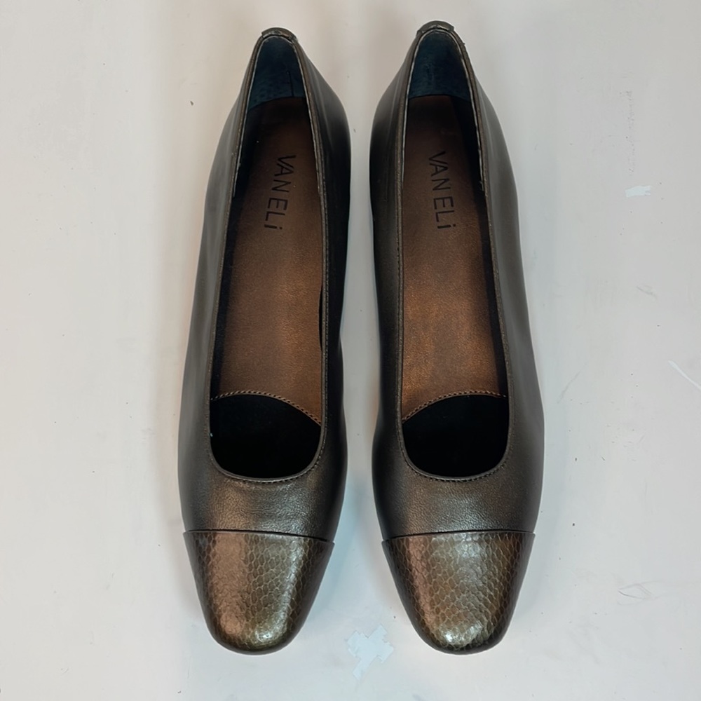 🆕🌸VANELI BRONZE FC-313 Snake Ballet Flats.  Size 7.5 SS (extra narrow) New